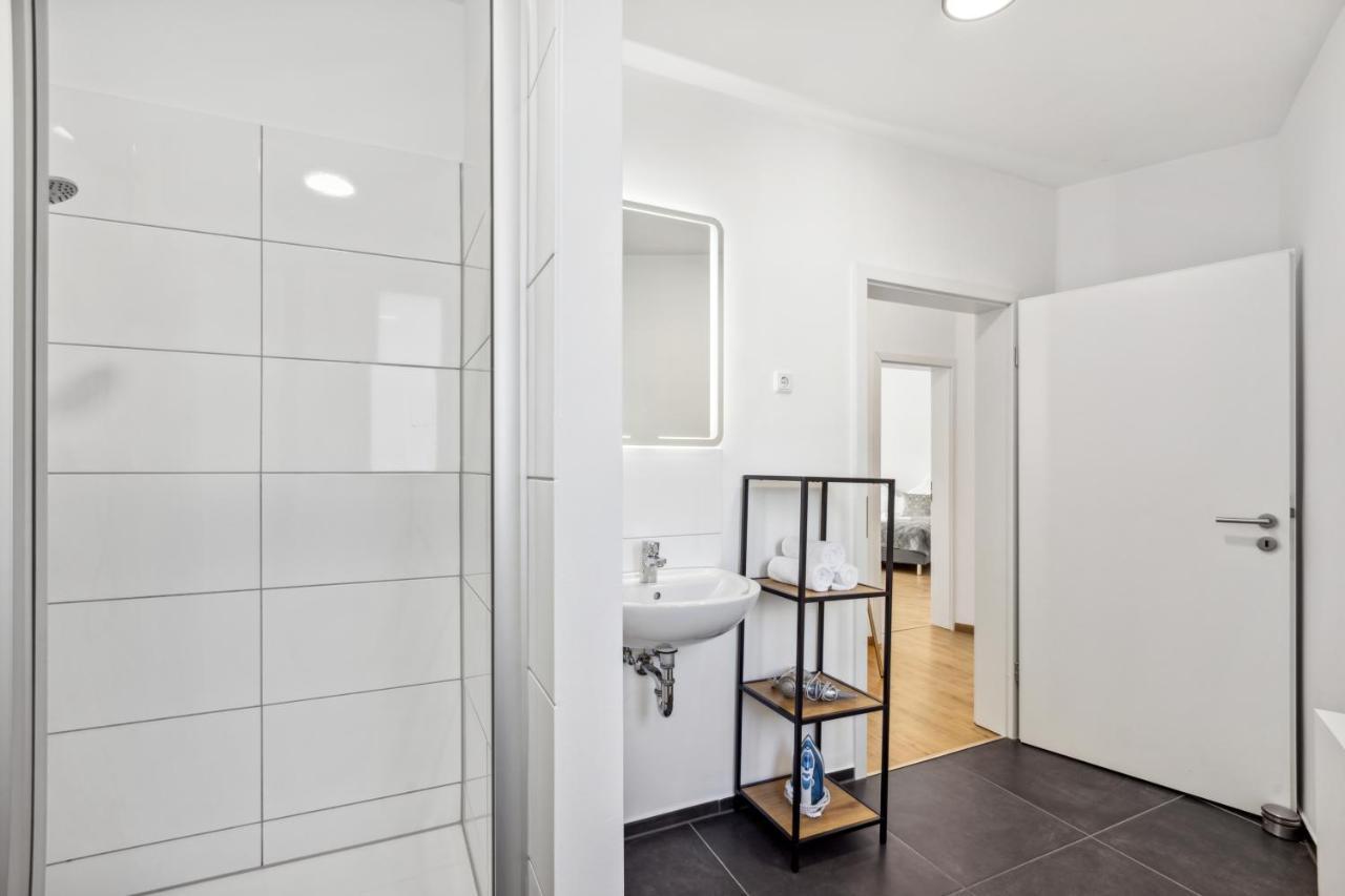 Mark 51-7 - Workplace - Netflix - Washer Dryer - Modern Design Бохум Экстерьер фото